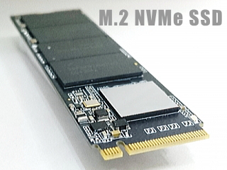 M.2 NVMe規格のSSDの形状の画像